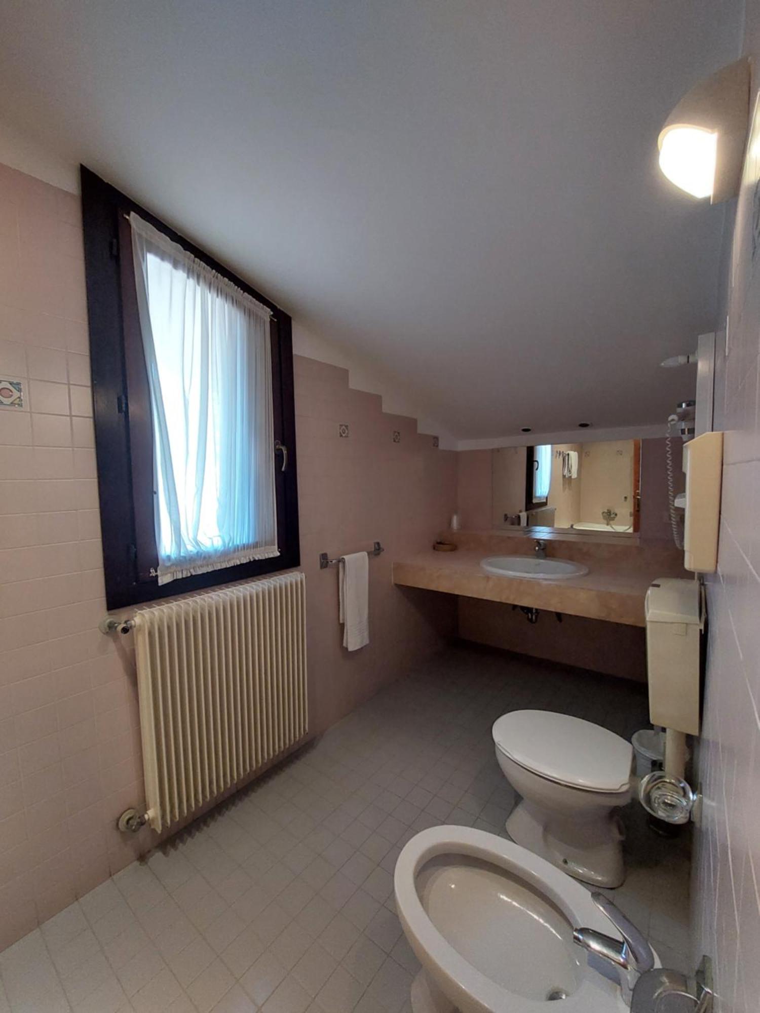 Albergo Alla Pineta Montebelluna Buitenkant foto