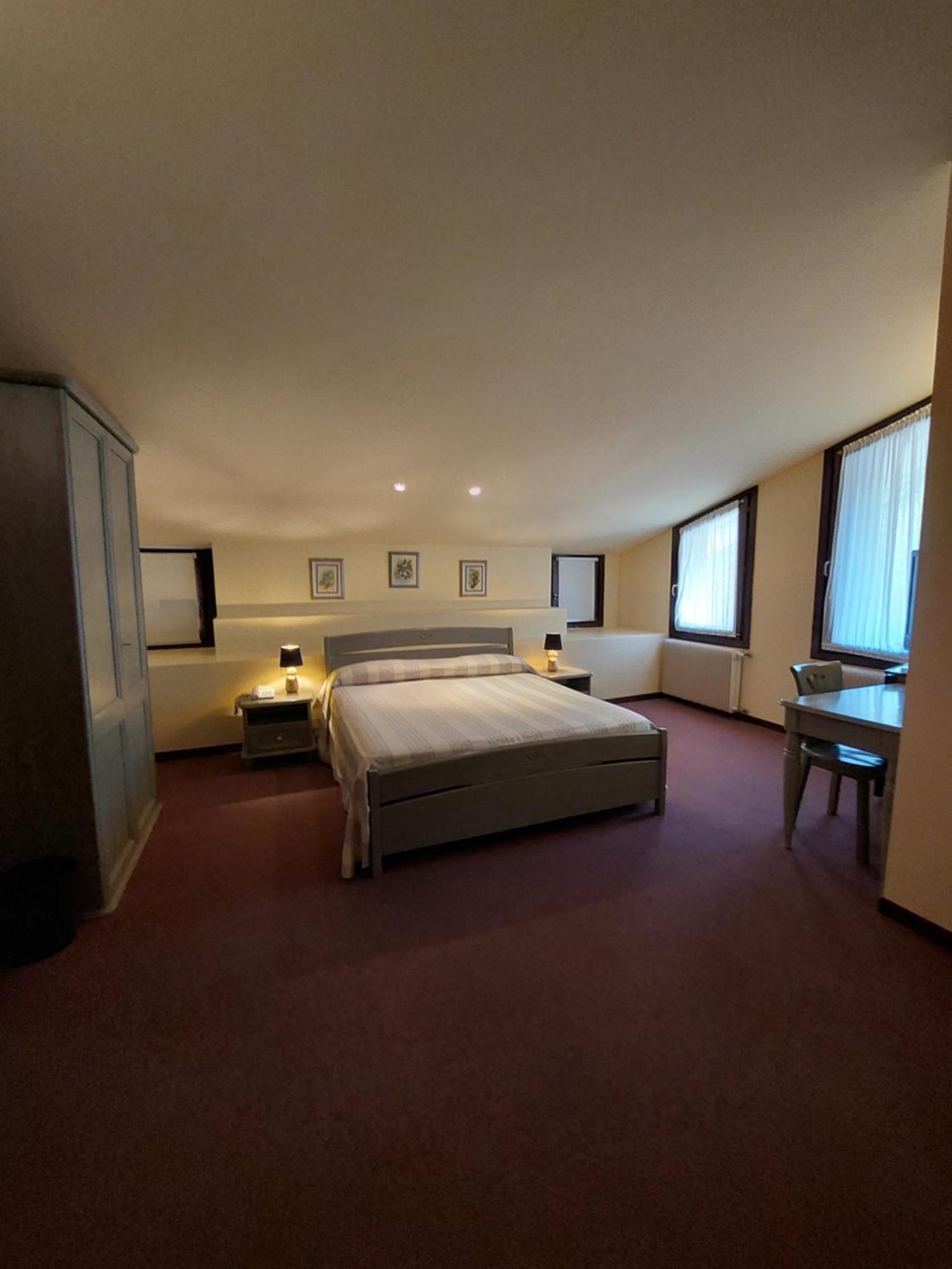 Albergo Alla Pineta Montebelluna Buitenkant foto